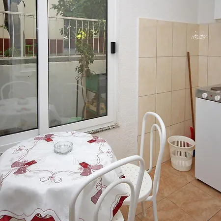 Apartment Studio 4734b *
